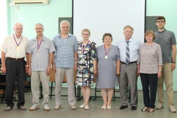 ���� �������